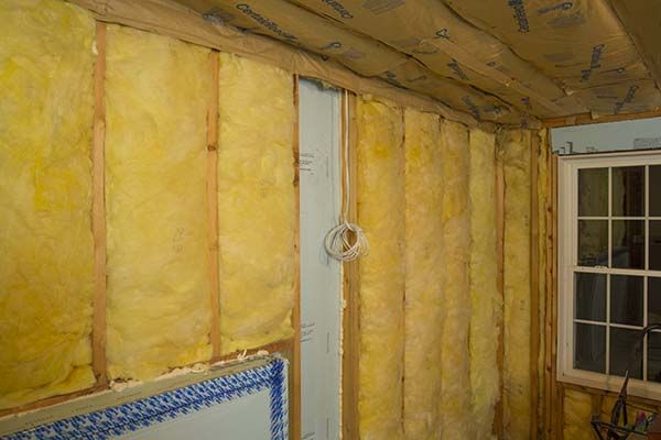 fiberglass-insulation-blanket